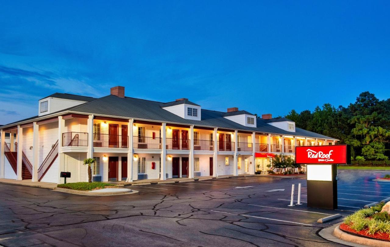 Red Roof Inn & Suites Wilson Exteriör bild